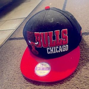 YOUTH- Fitted Cap- Chicago Bulls